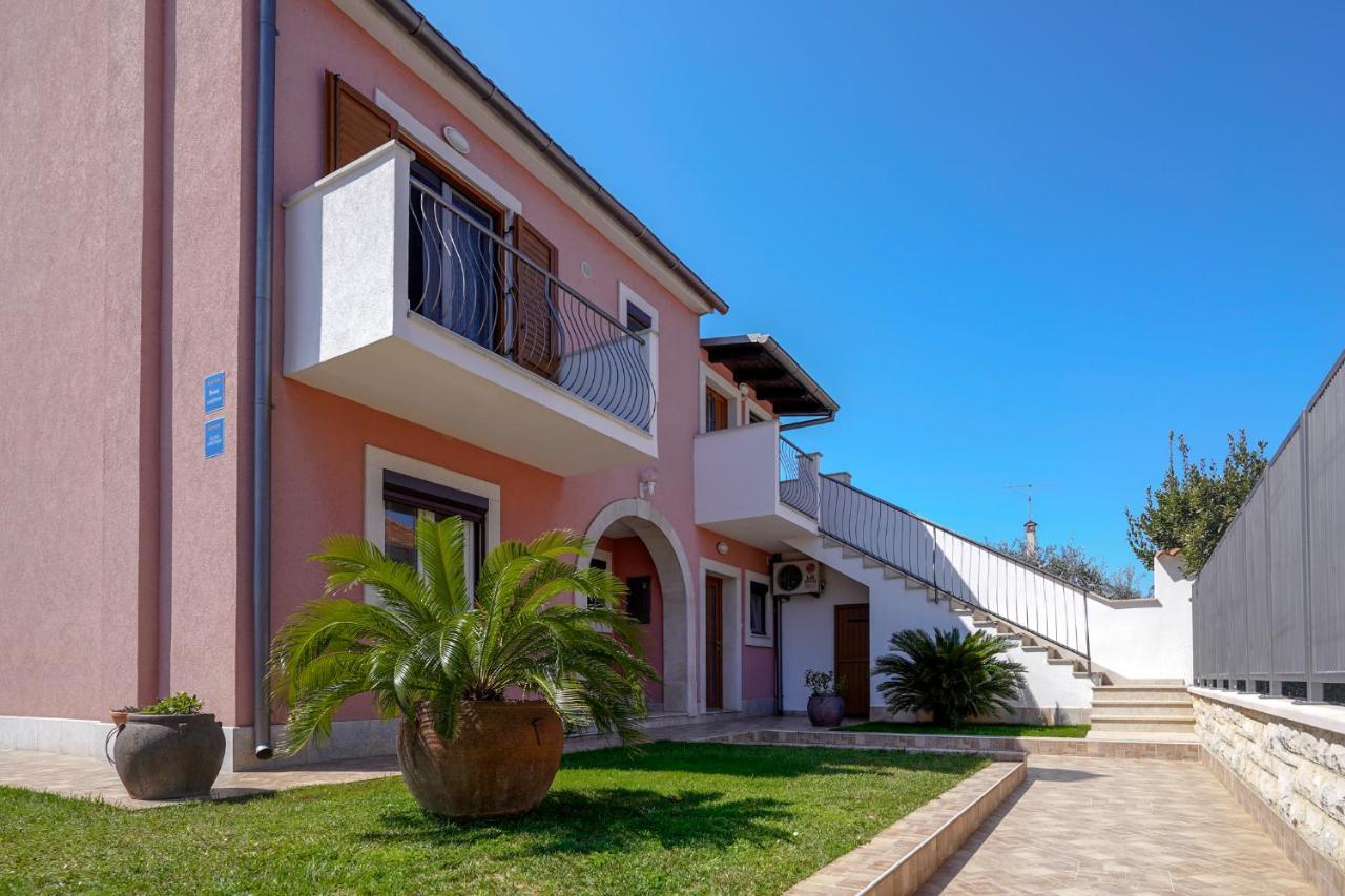 Apartments Palm View Rovinj Exterior foto